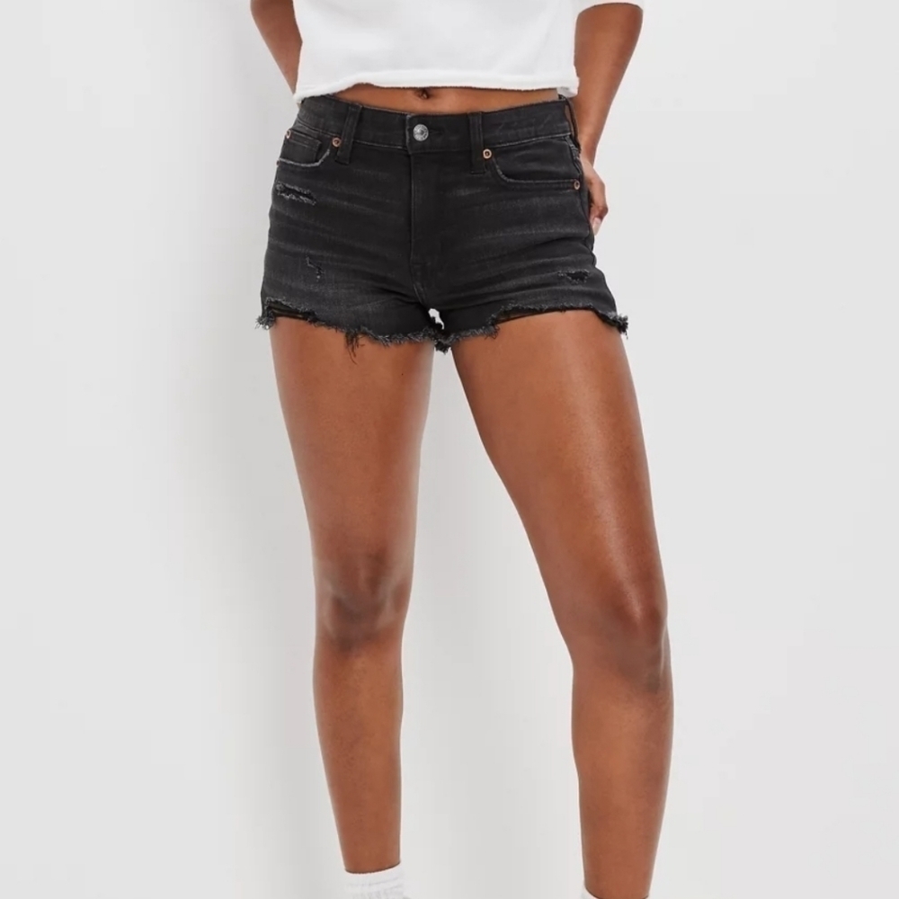 AMERICAN Eagle Women's Super Stretch High-Waist Black Jean Shorts Sz 14 2/$20